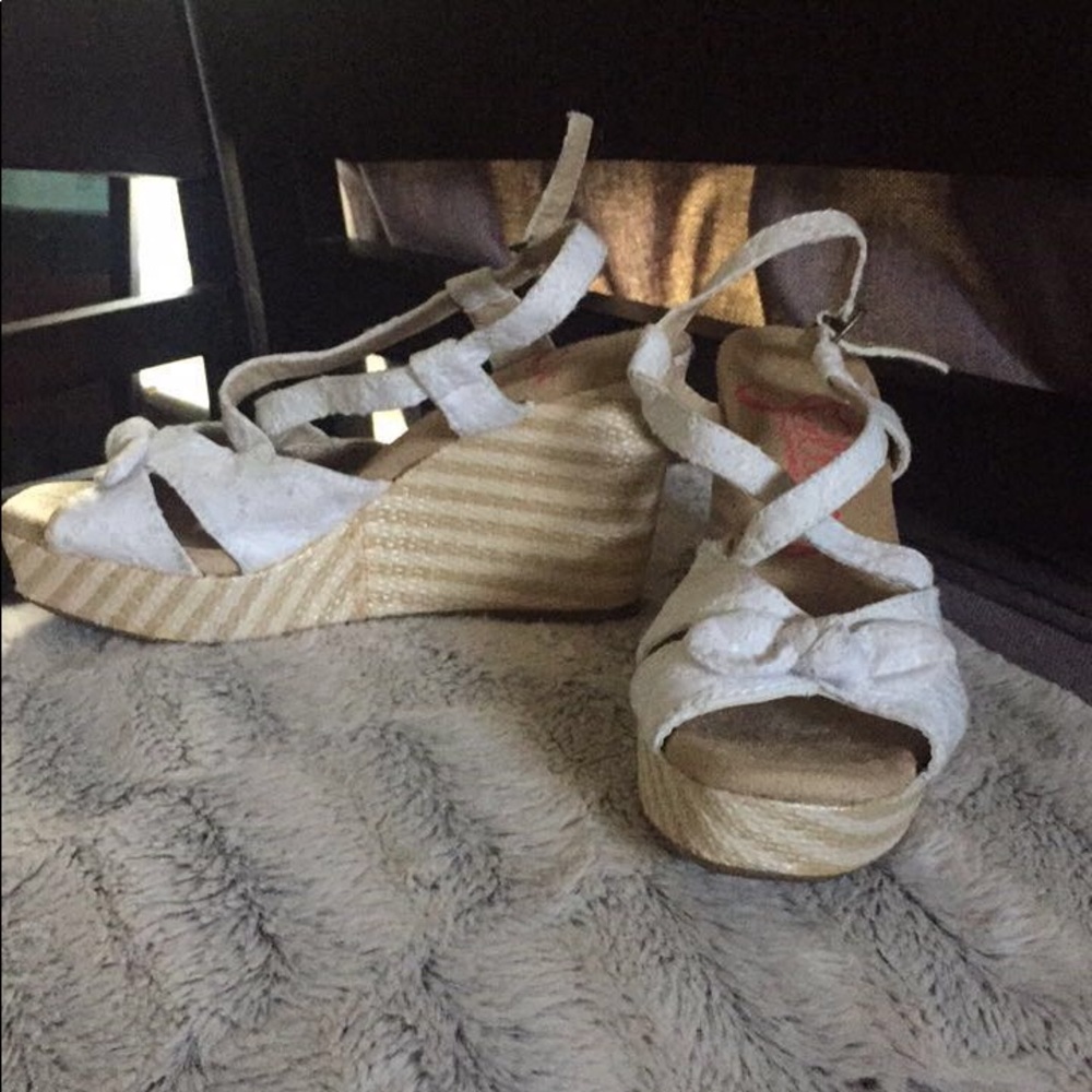 White and tan wedges